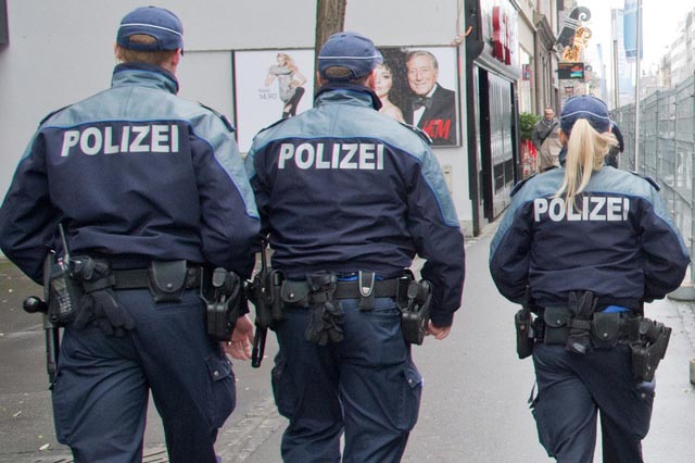 هجوم مسلح , الشرطة النمساوية