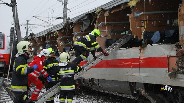 تصادم قطارات في النمسا , قطارات النمسا 