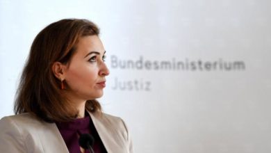 وزيرة العدل النمساوية ألما زادتش