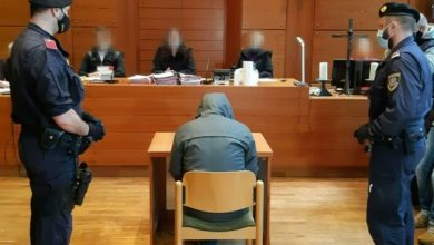 مدرس يغتصب طلابه في محكمة نمساوية
