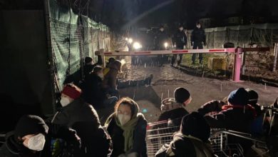 الشرطة ترحيل طالبات في النمسا