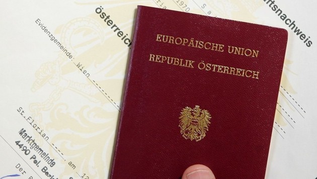 دائرة الأجانب في النمسا، الجنسية النمساوية، جواز سفر نمساوي