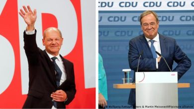 أغلب الألمان يؤيدون استقالة لاشيت (على اليمين) من منصبه، وشولتس (على اليسار) متفائل بإمكانية تشكيل ائتلاف حكومي لا يضم حزب لاشيت