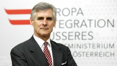 وزير الخارجية النمساوي ميخائيل لينهارت