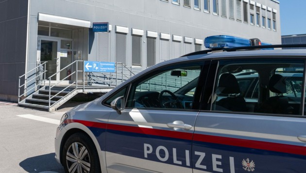 جريمة قتل في النمسا، سيارة شرطة