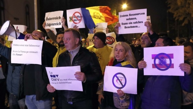 مظاهرة أمام السفارة النمساوية في بوخارست