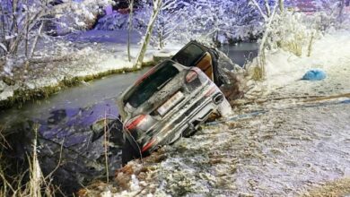 حادث سيارة يودي لغرقها في النهر في مقاطعة النمسا العليا