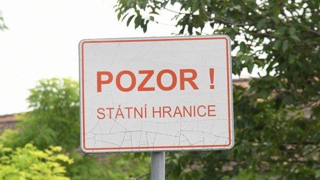 الحدود السلوفاكية التشيكية