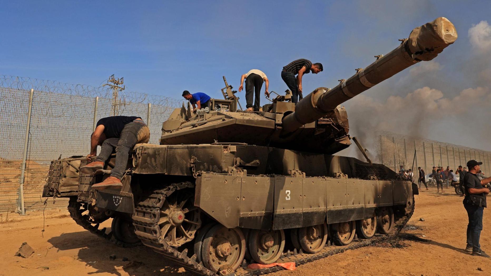 تدمير حماس لمدرعة اسرائيلية
