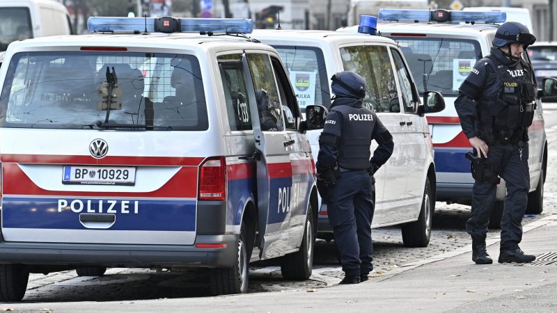 أجهزة الشرطة النمساوية في عمليات البحث عن قنبلة مزعومة